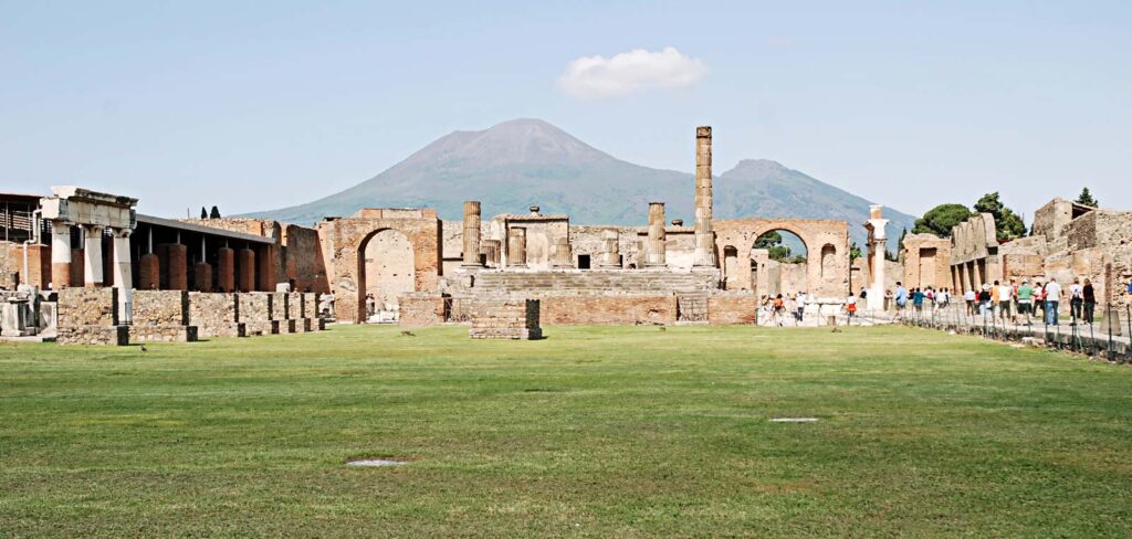 Mount Vesuvius ruins Pompeii