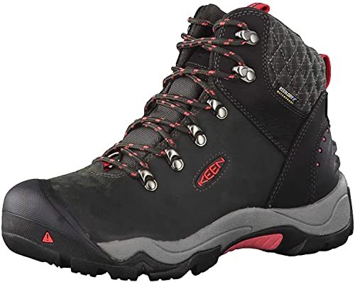 KEEN Womens Revel III Boots for Snowshoeing